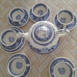 Tea cups and teapot