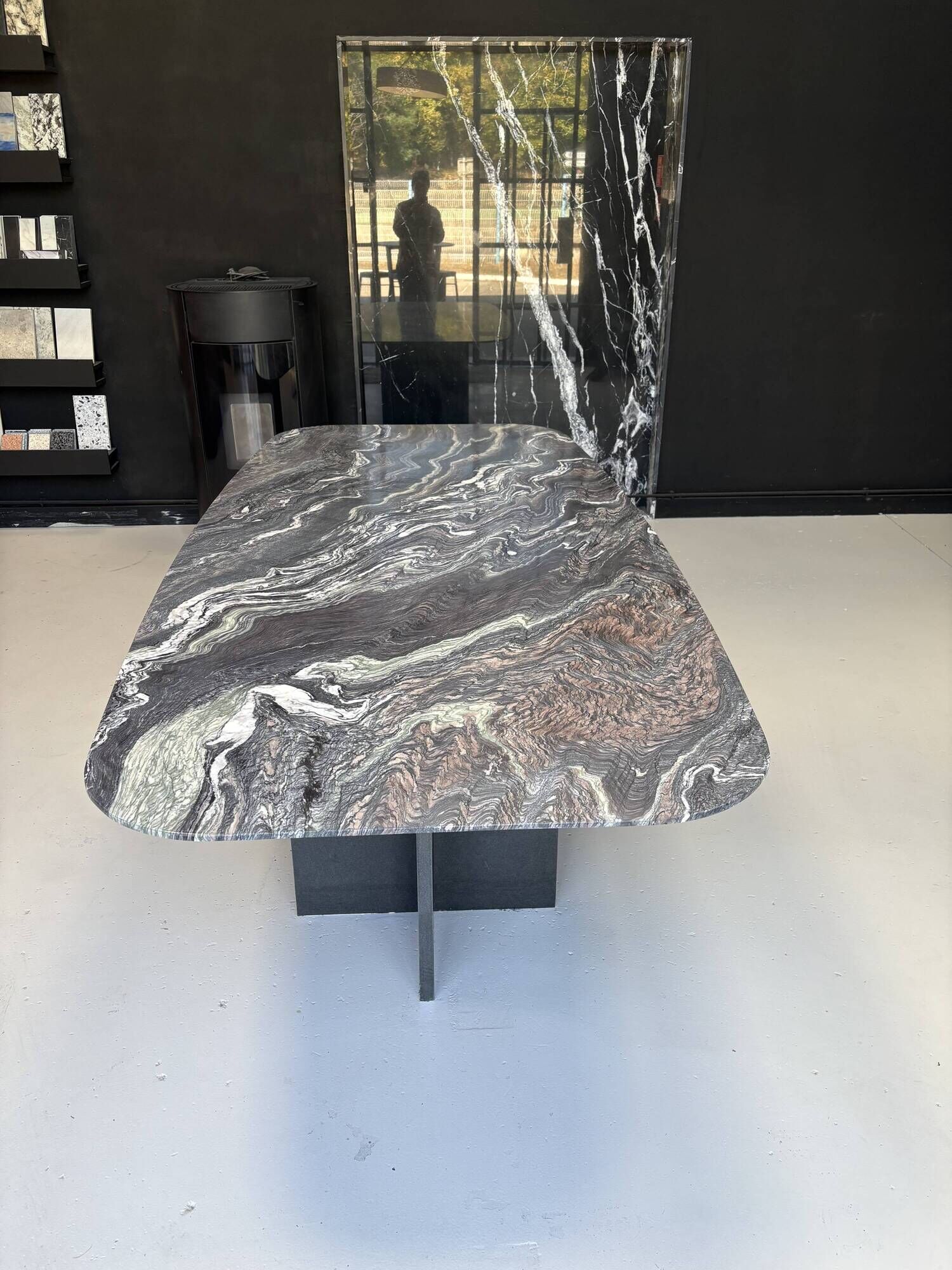 Cipolino Marble Table