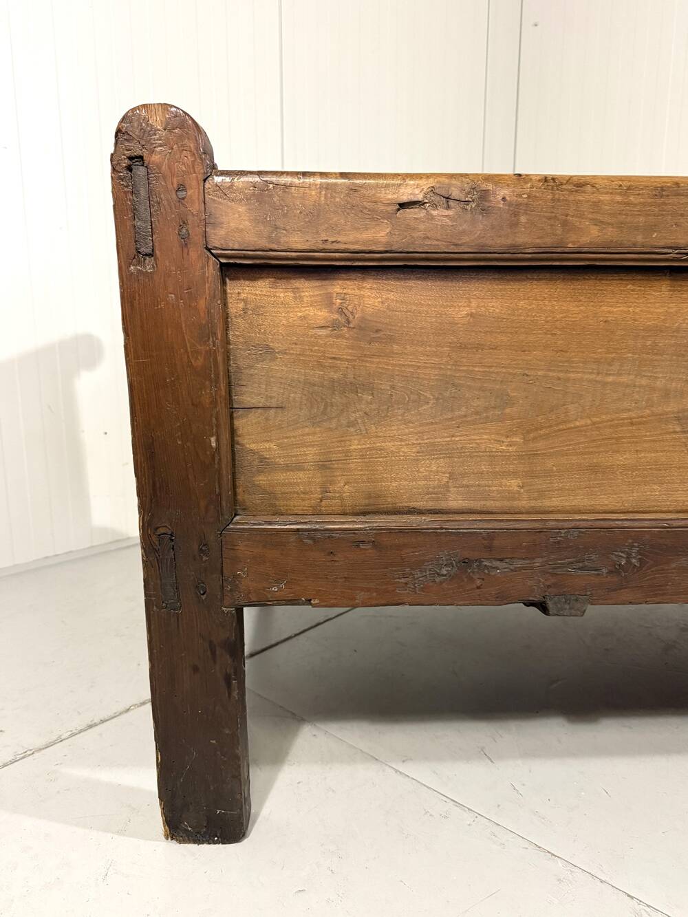 Rustic Spanish sofa bed from the 1880s.