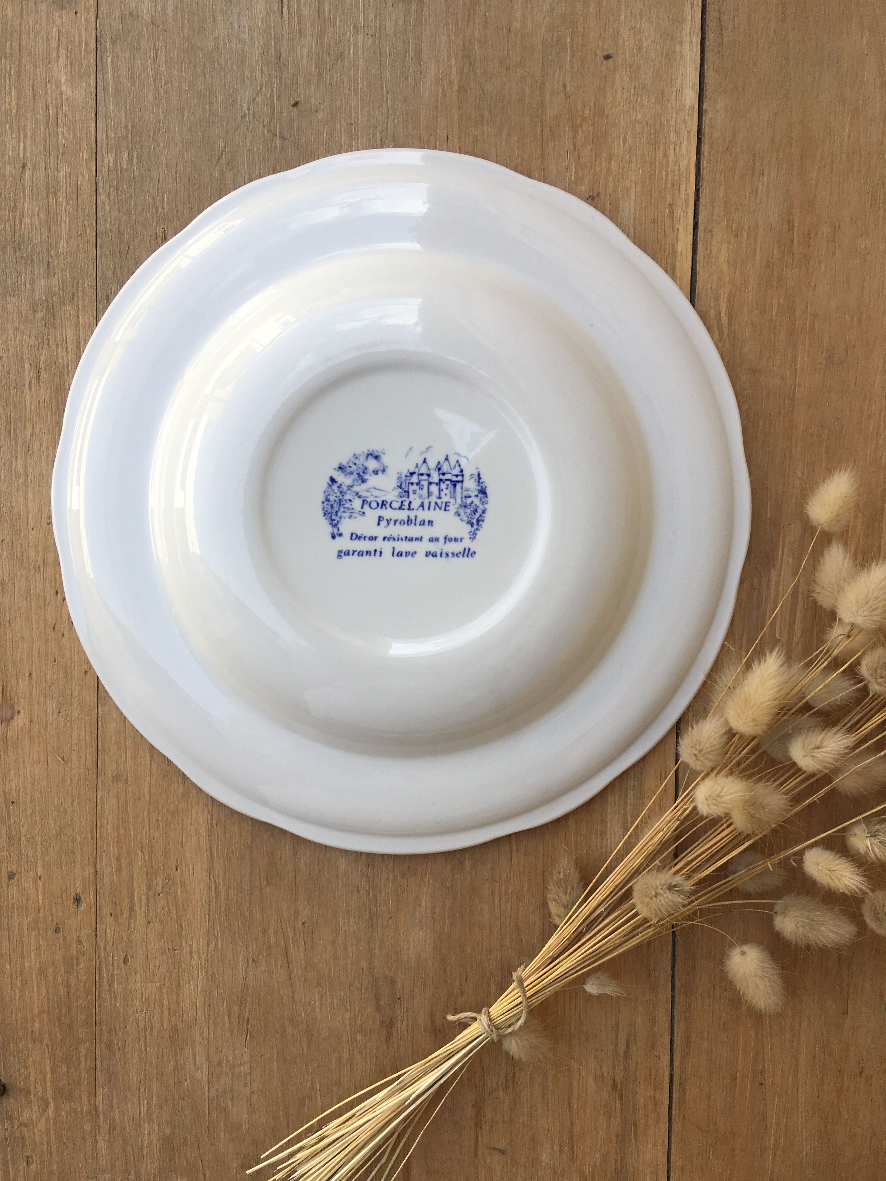 English hollow plates