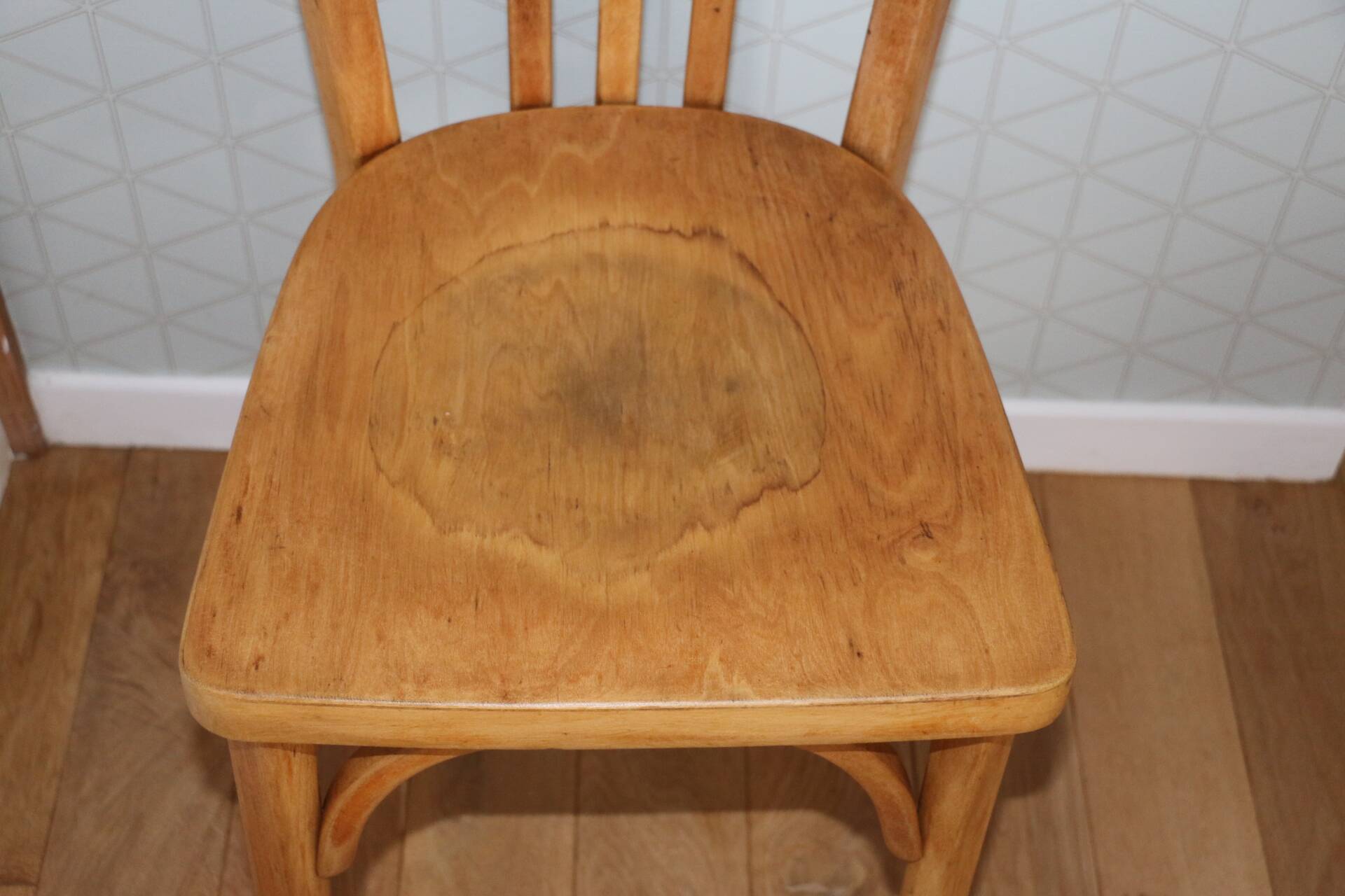Baumann N°27 light beech chair