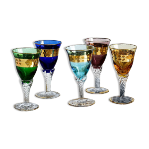 5 verres à liqueur en