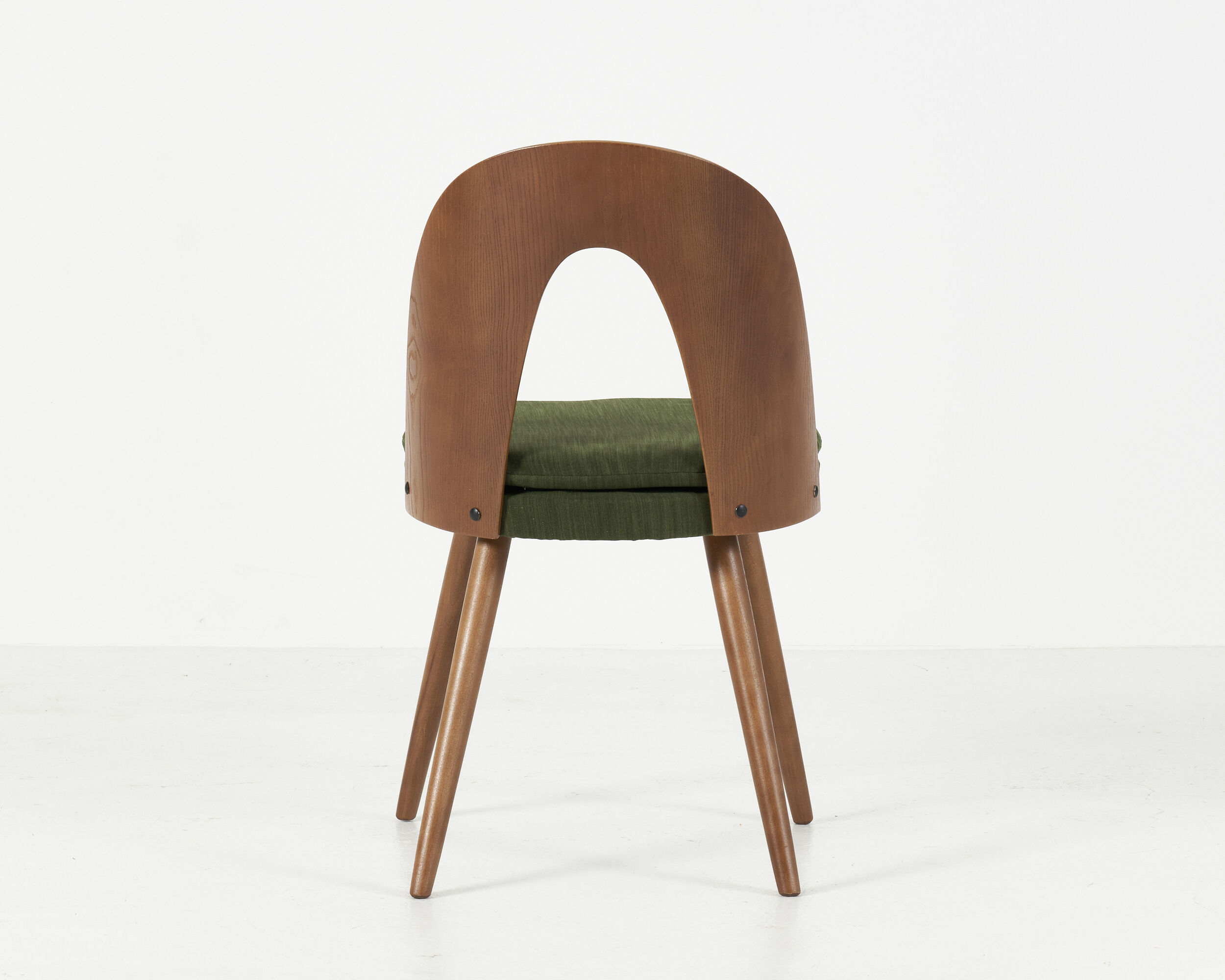 Chaise Antonin Suman des années 60