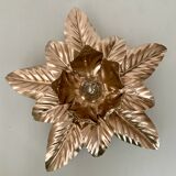 Vintage wall light in gold metal with leaf decorations