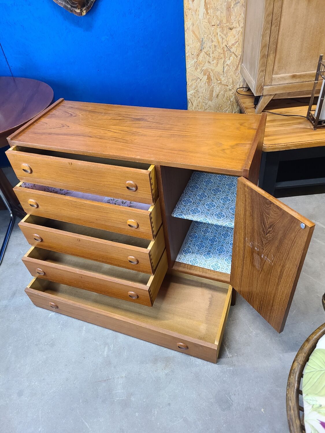 Commode scandinave vers 1960