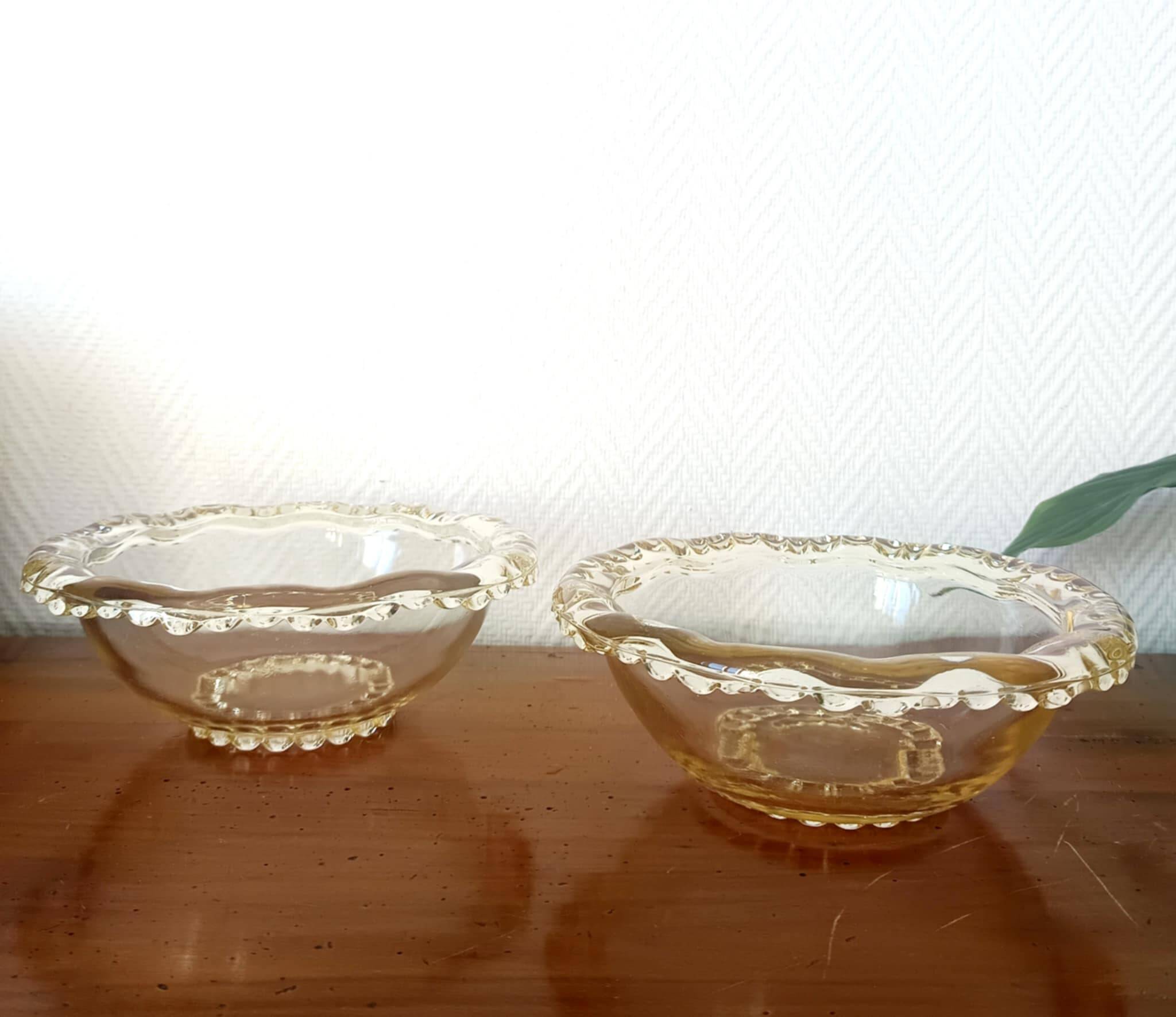 Art Deco pair of cups by Pierre d'Avesn