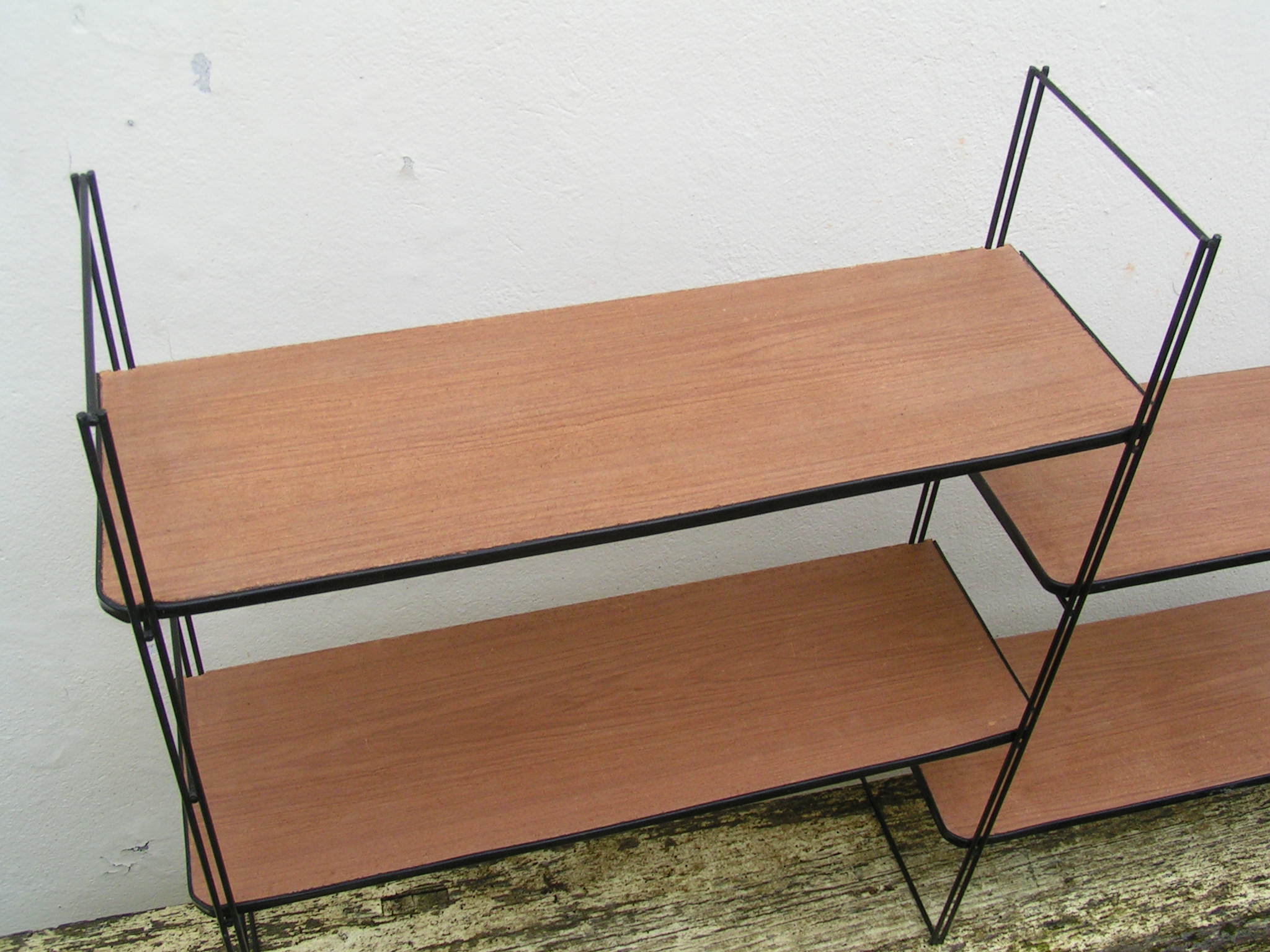Wall string shelf