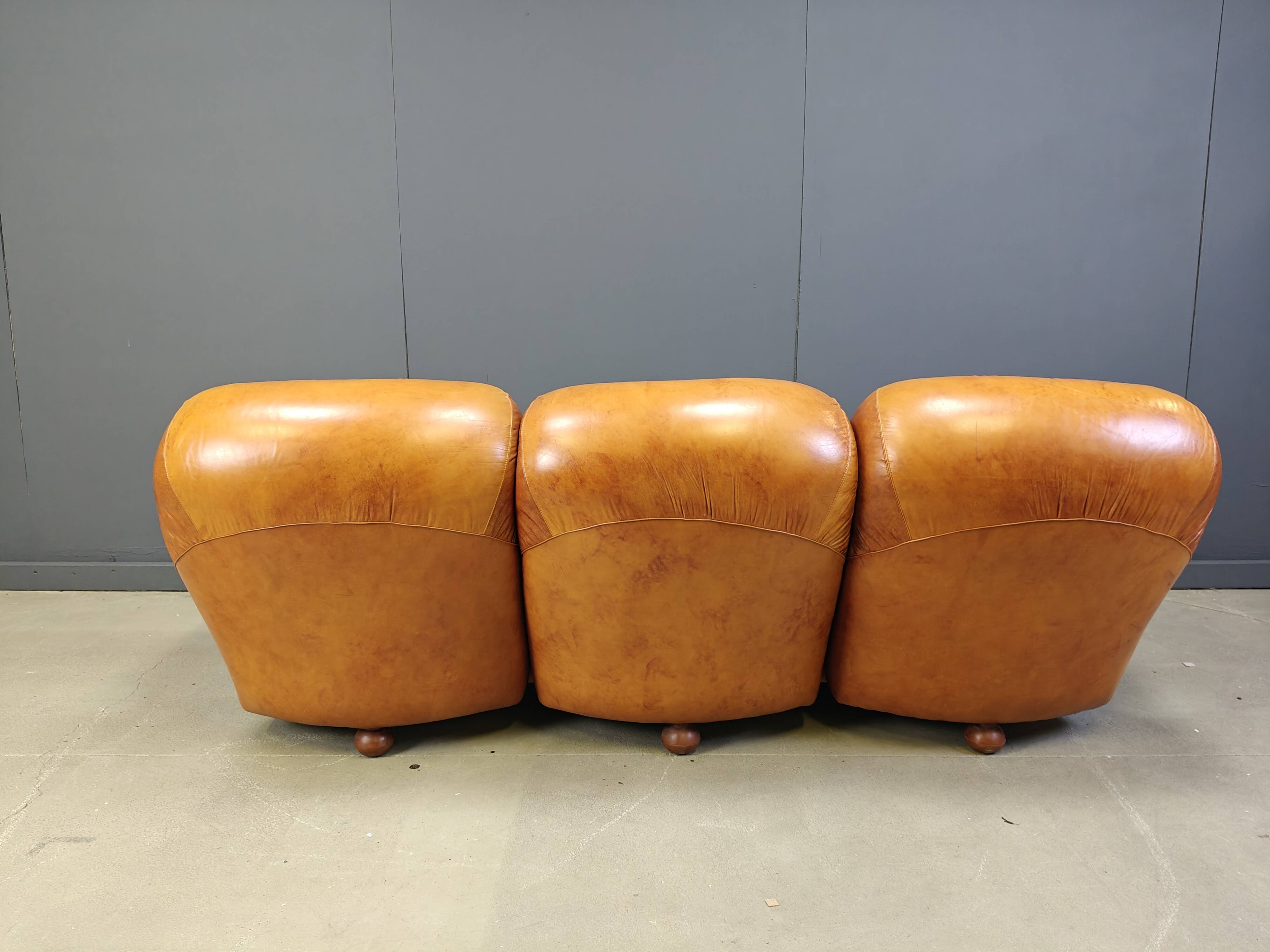 Mid century italian leather 3 seater sofa , 1970s