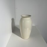 Oblong vase in white ceramic Vintage Habitat