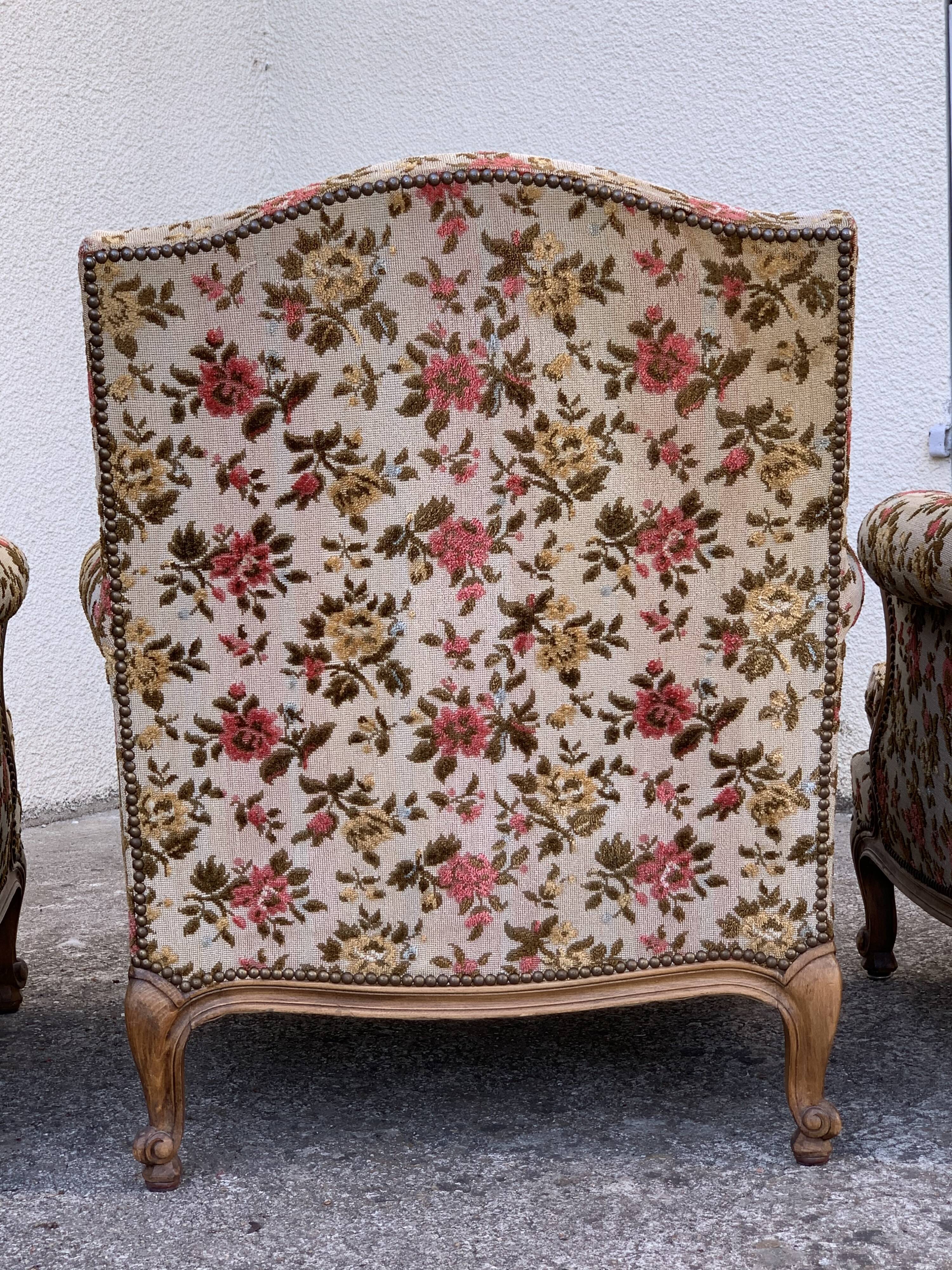 Antique Louis XV style shepherdess armchair in floral flocked fabric