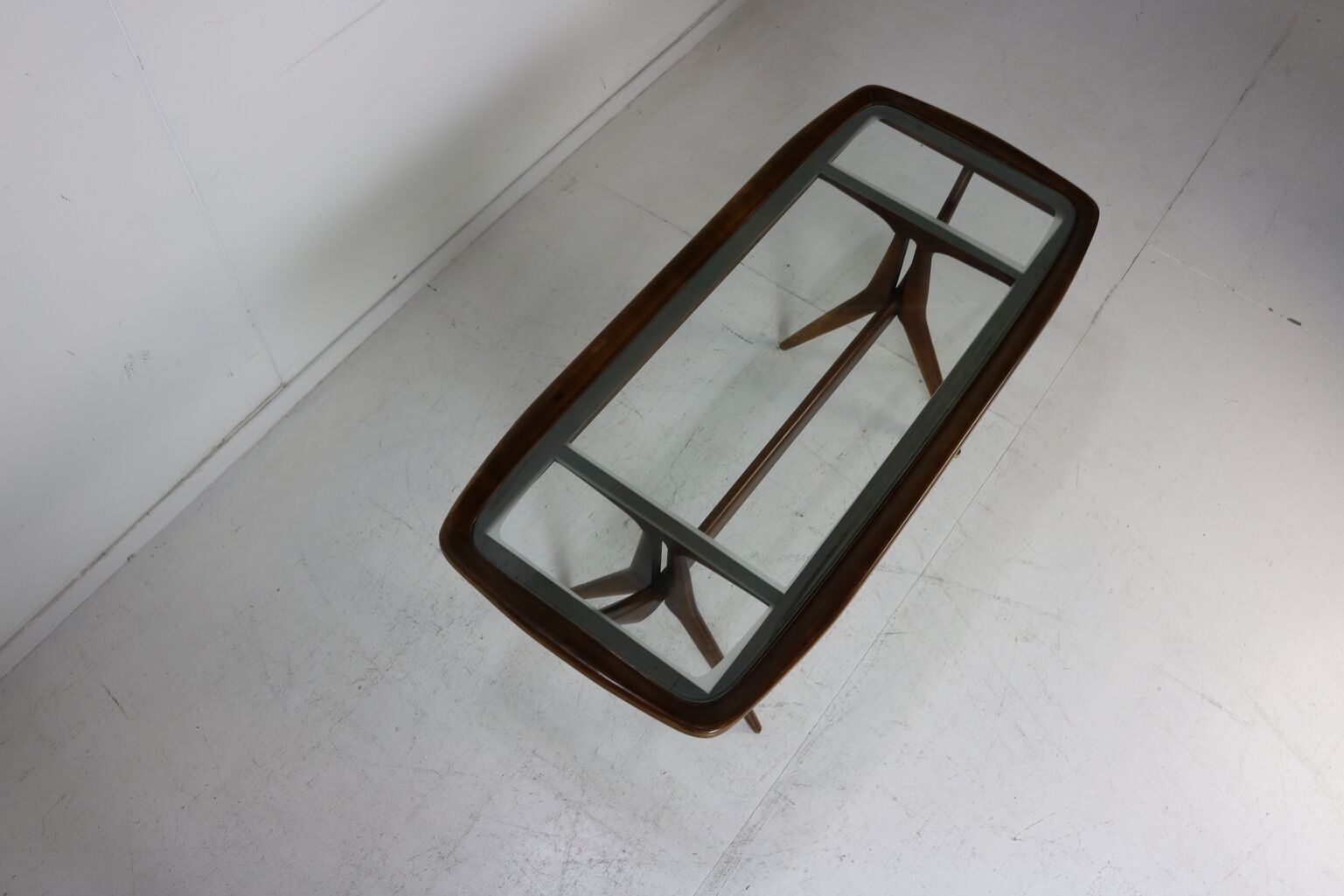 Italian design coffee table by Cesare Lacca for Cassina