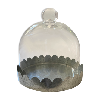 Cloche et son socle