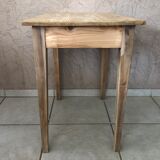 Farm table