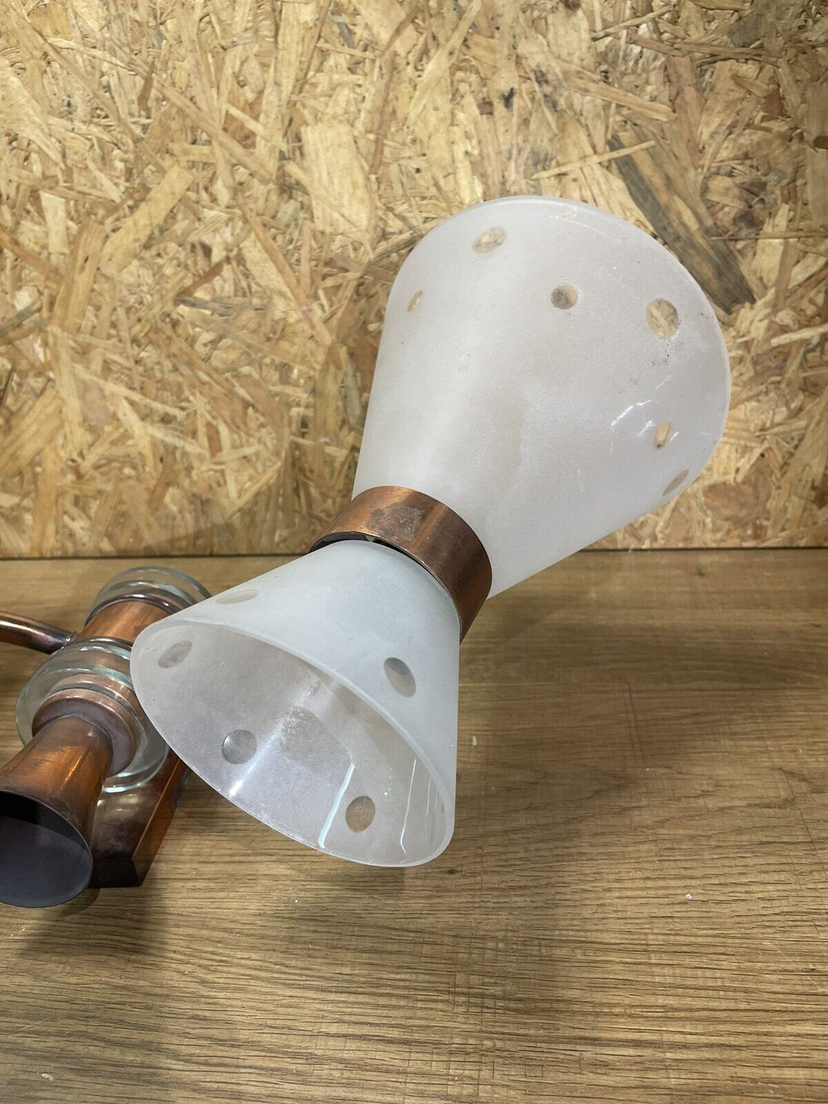 Double wall lamp