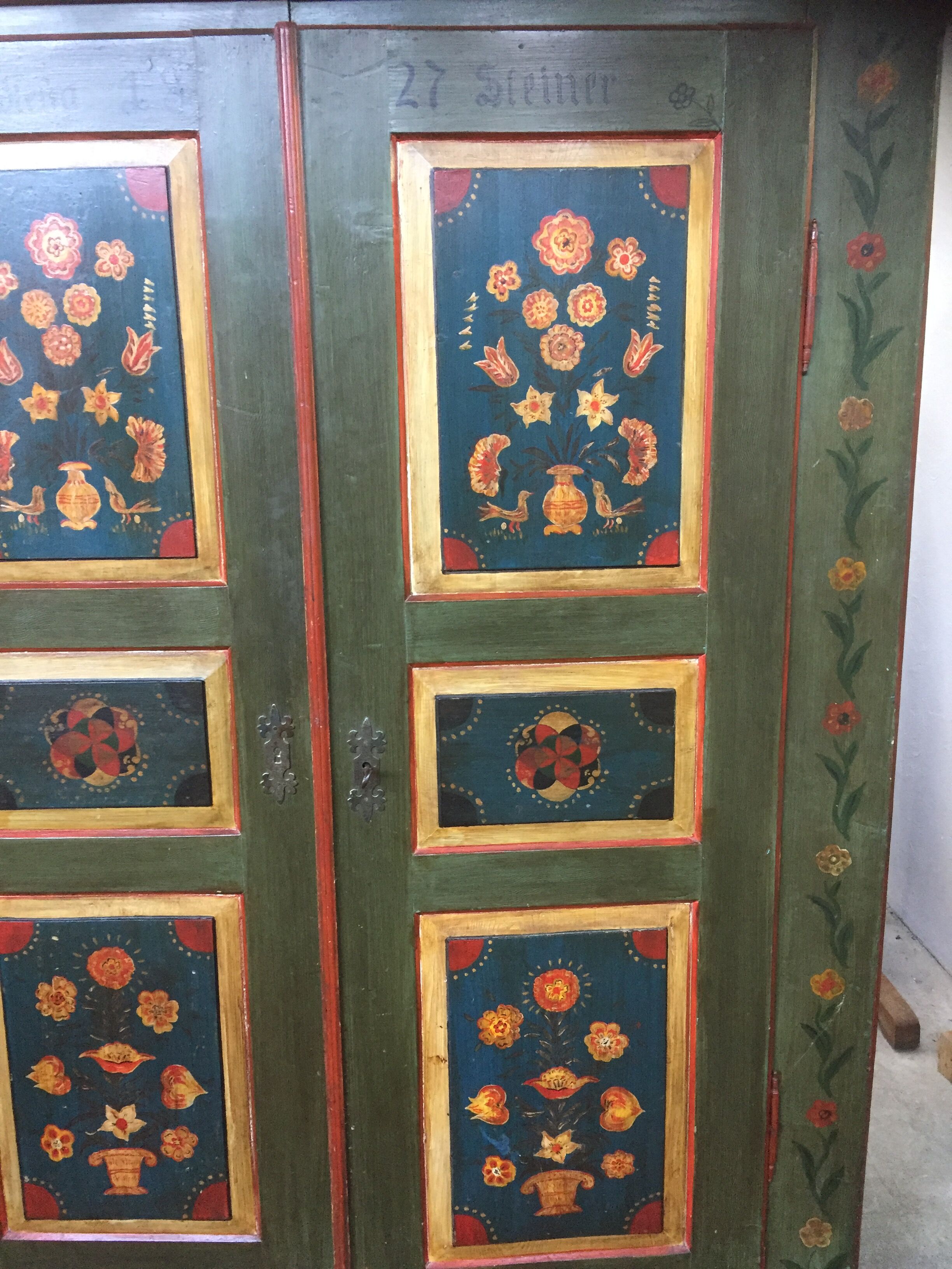 Alsatian Cabinet 19 eme