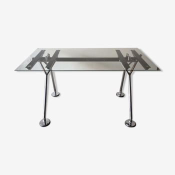 Bureau Nomos chrome de Norman Foster