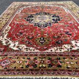 Indo-heriz Serapi Design, Geometric Carpet