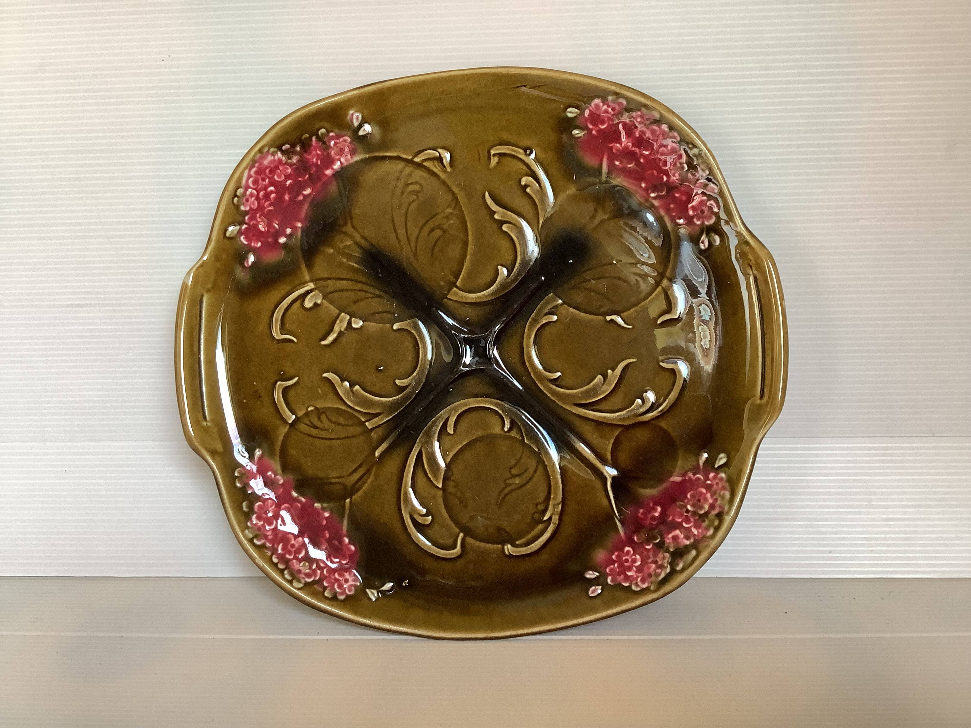 Old barbotine dish from Orchies, Moulin des Loups.