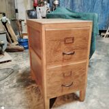 Workbench for freestanding use, lightened