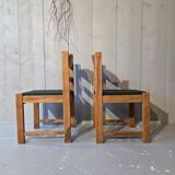 4 chaises en bois massif