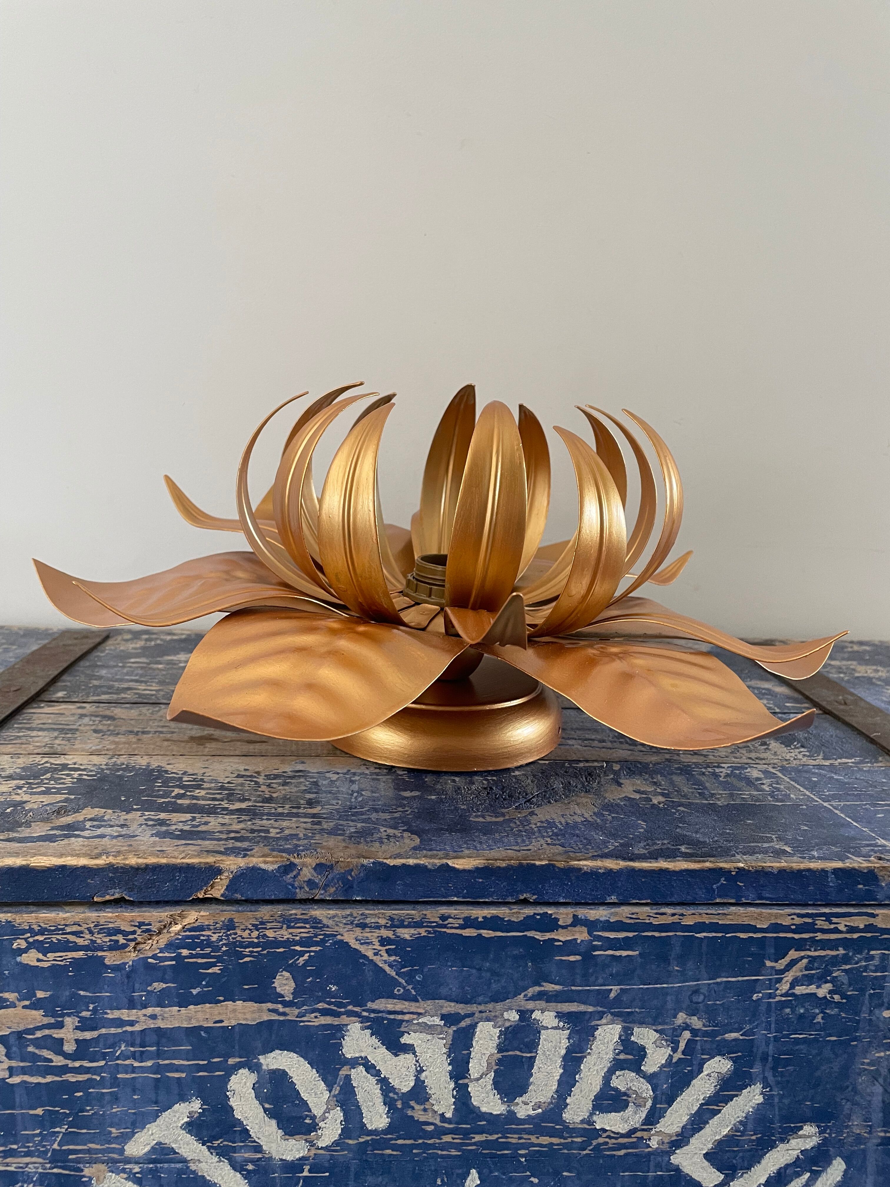Ceiling lamp flower leaf gilded metal