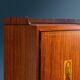 Bureau secrétaire vintage à rabats en bois exotique et laiton, années 1950.