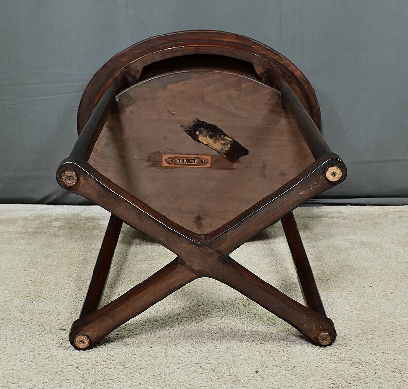 Beech pedestal table, by J. Hoffmann, Maison Thonet, Art Deco – 1930