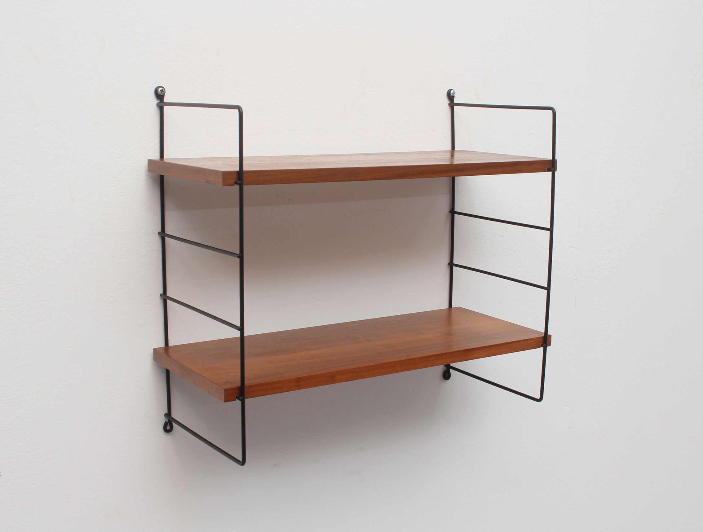 Wall unit in walnut 1960
