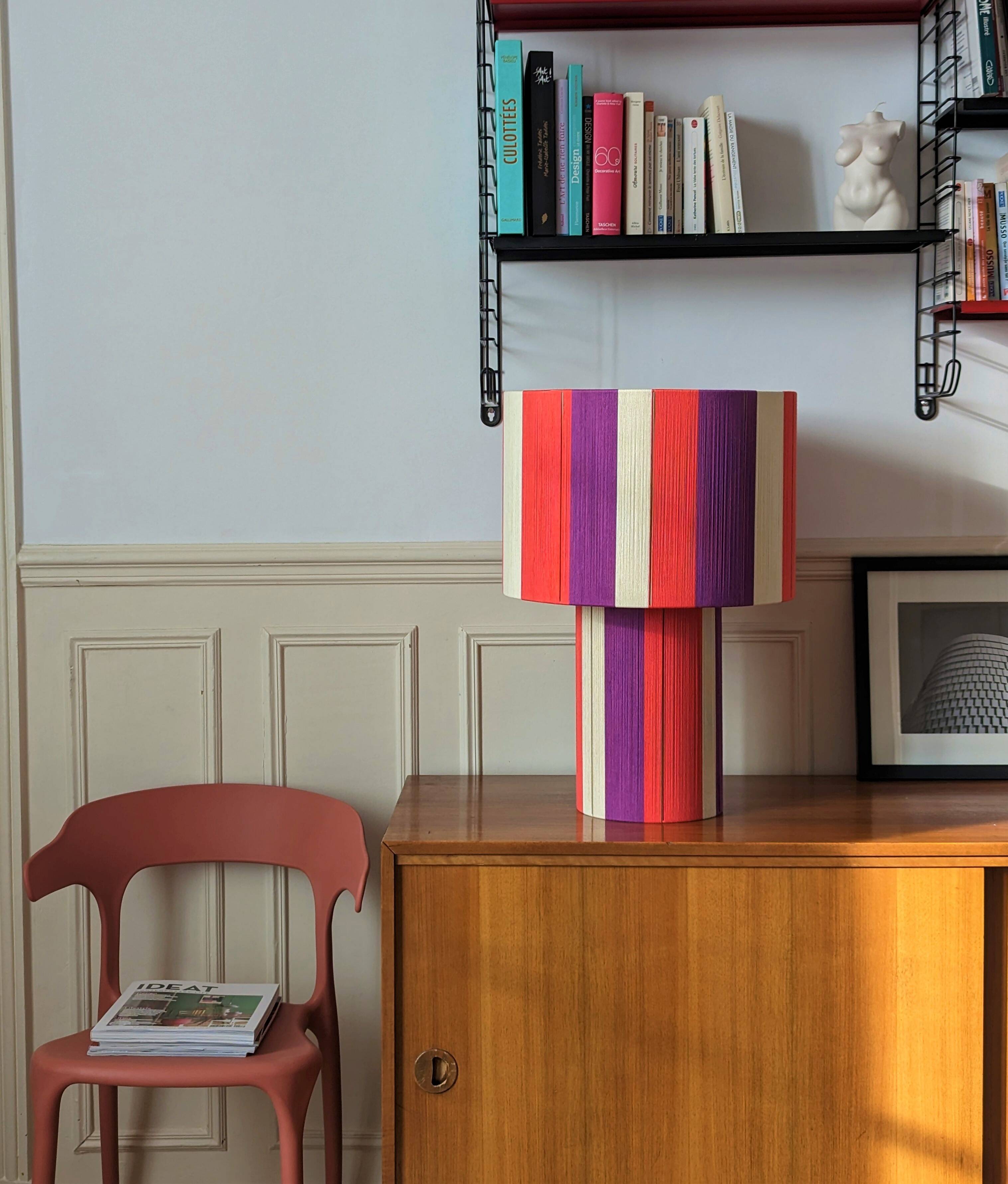 Large table lamp the Elegant coral plum