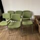 5 chaises 1 fauteuil 1970  structure chrome assise tissu vert style indus