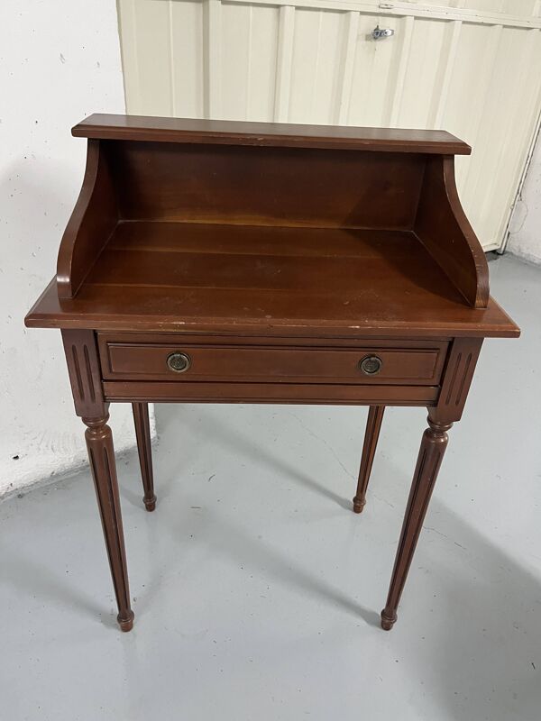 Ensemble bureau secrétaire et chaise à l’ancienne.