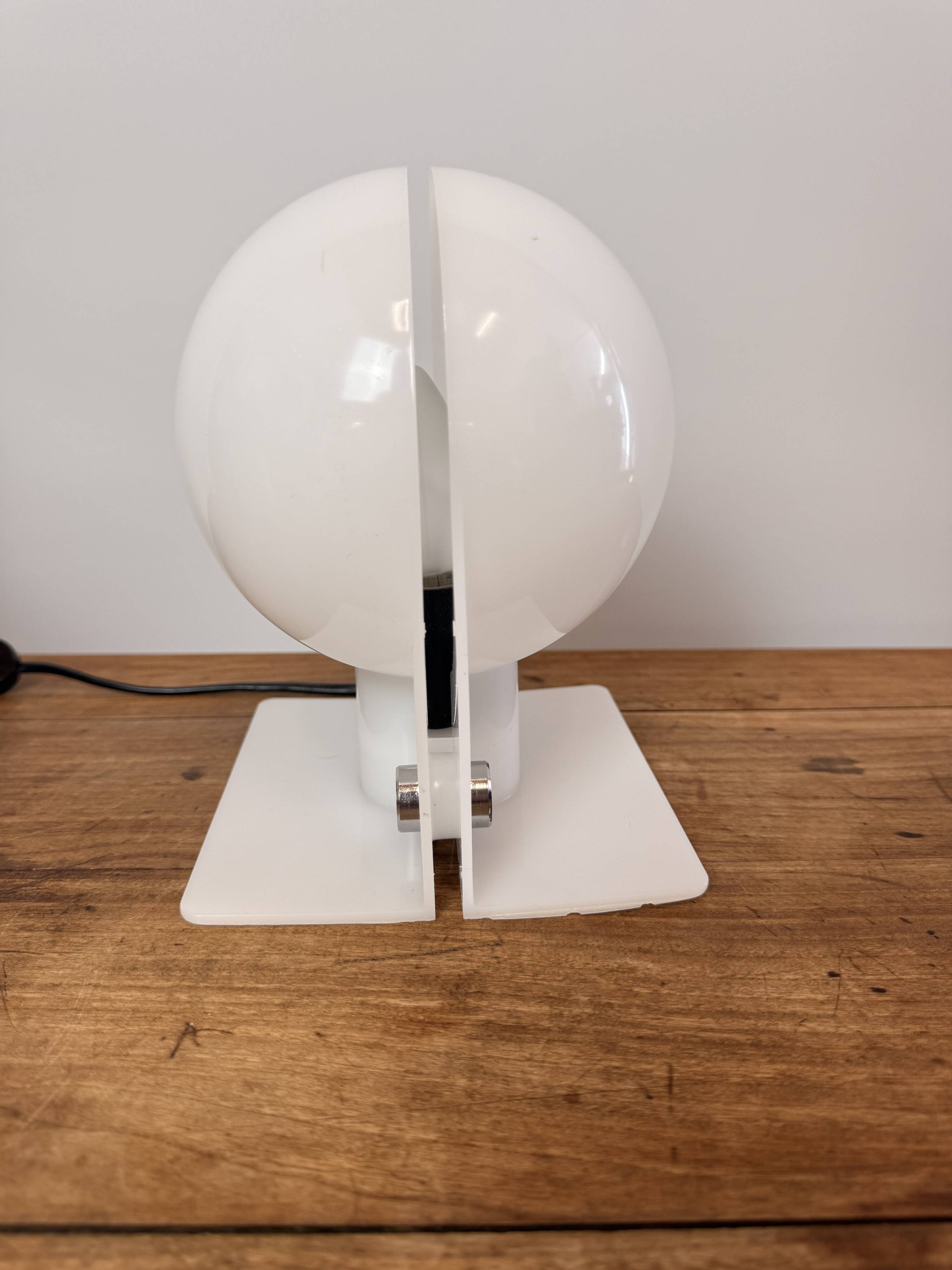 Lampe de table « Sirio »– Sergio Brazzoli pour Harvey Guzzini – Années 70