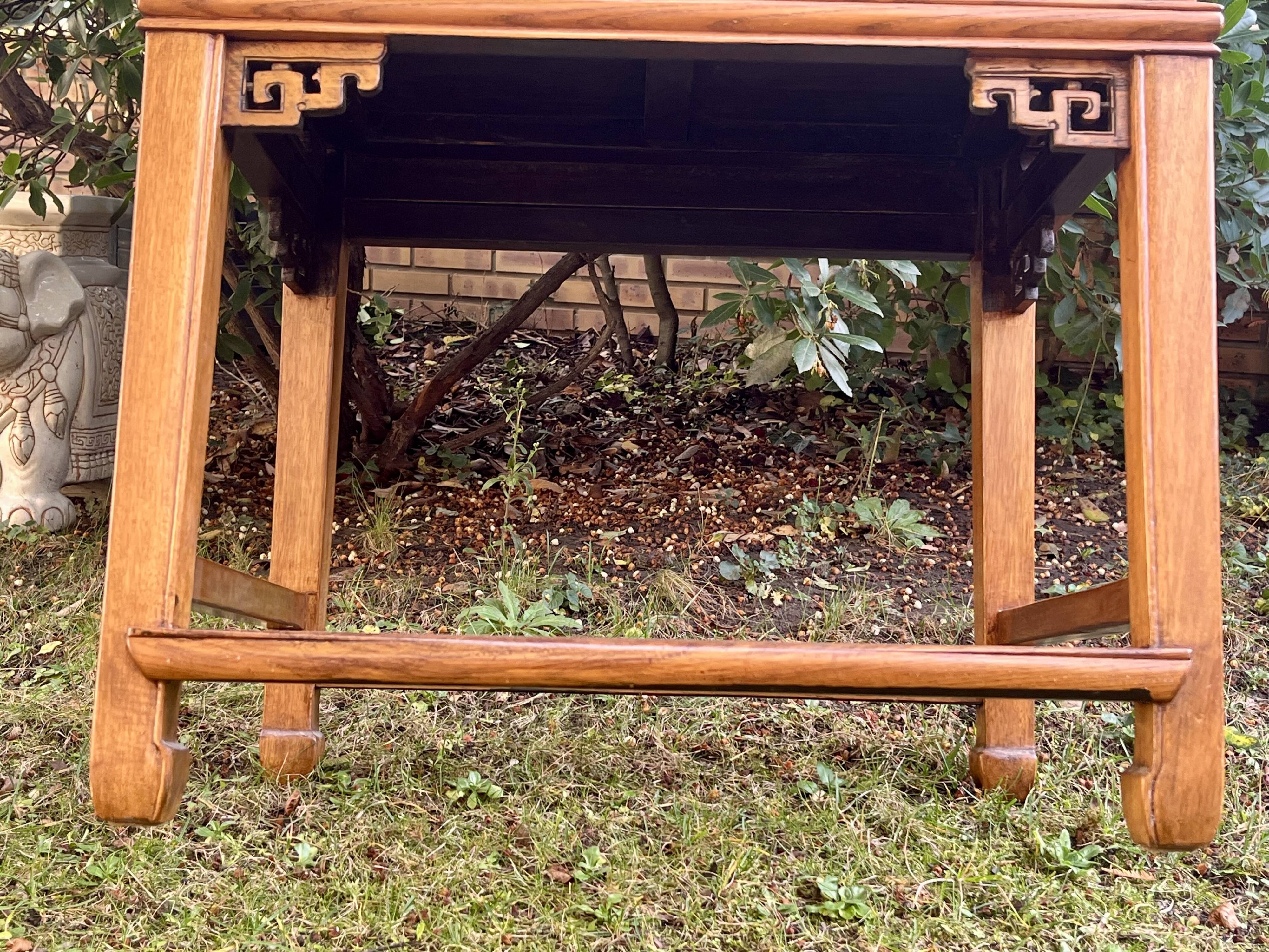 Chinese armchair - horseshoe - Very good condition