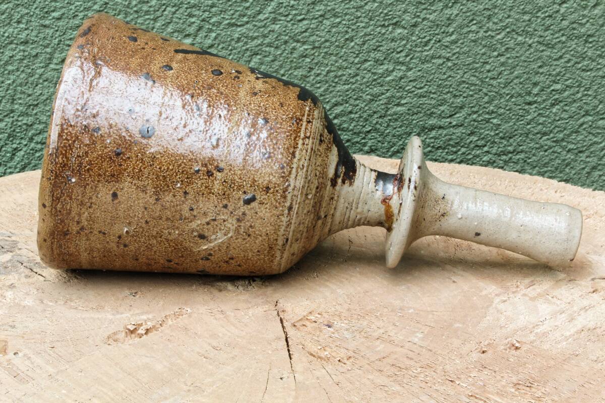 Bottle vase in pyrite stoneware, signed Jean Linard (1931-2010)