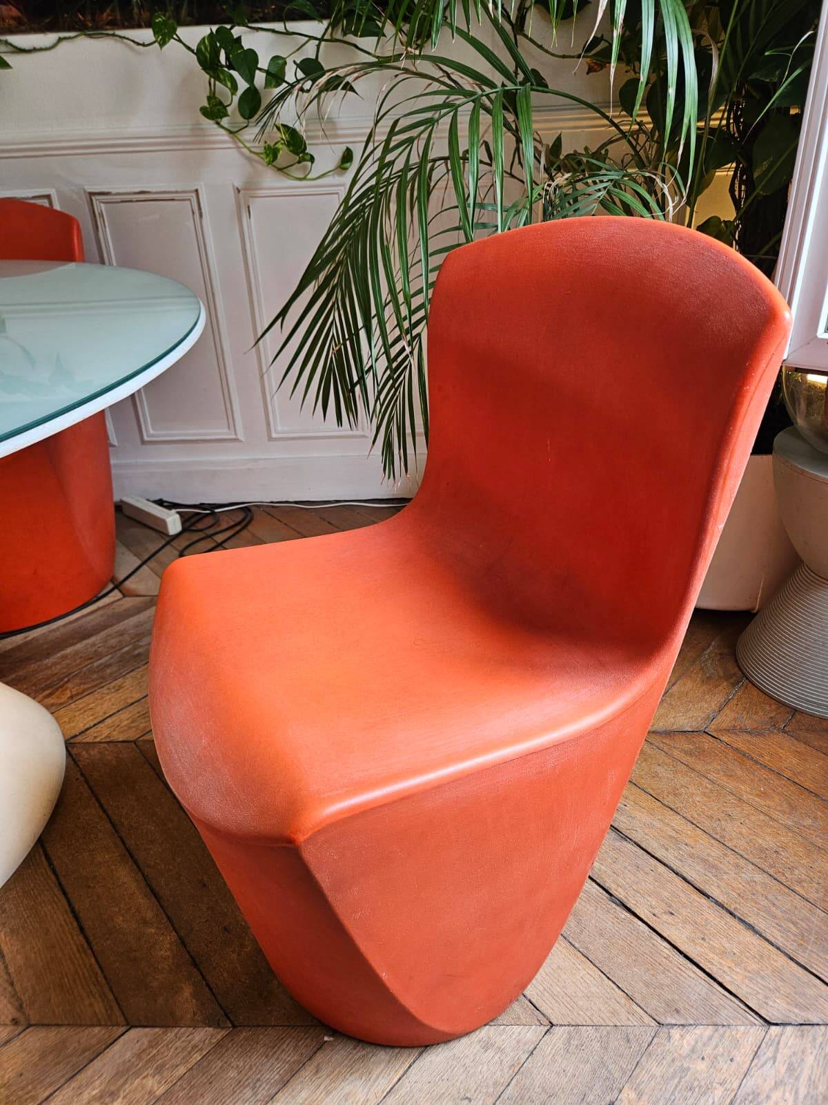 Table lumineuse ED et 4 chaises Zoe – Slide, design Guglielmo Berch