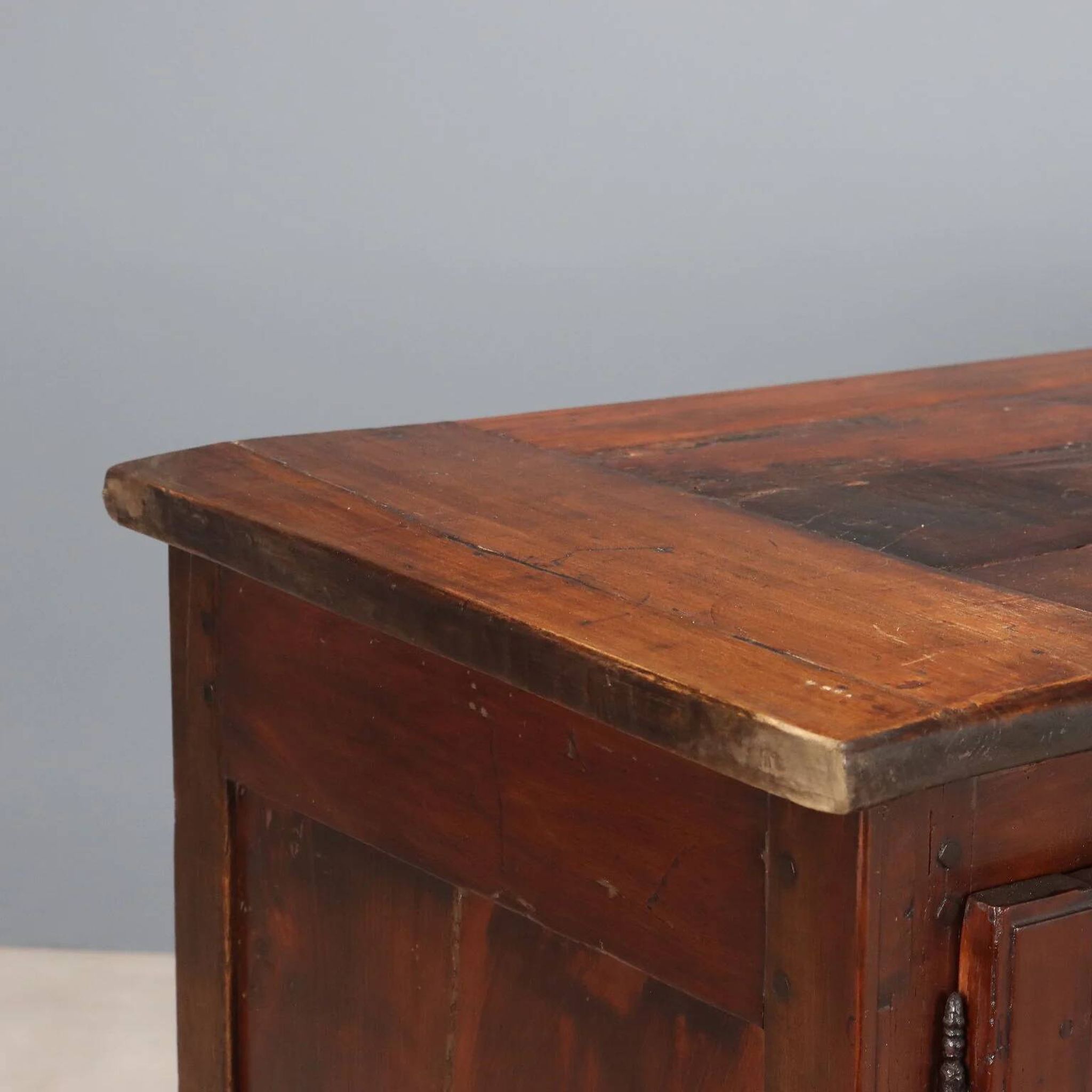 Antique buffet in various types of wood, Italy, 18th century