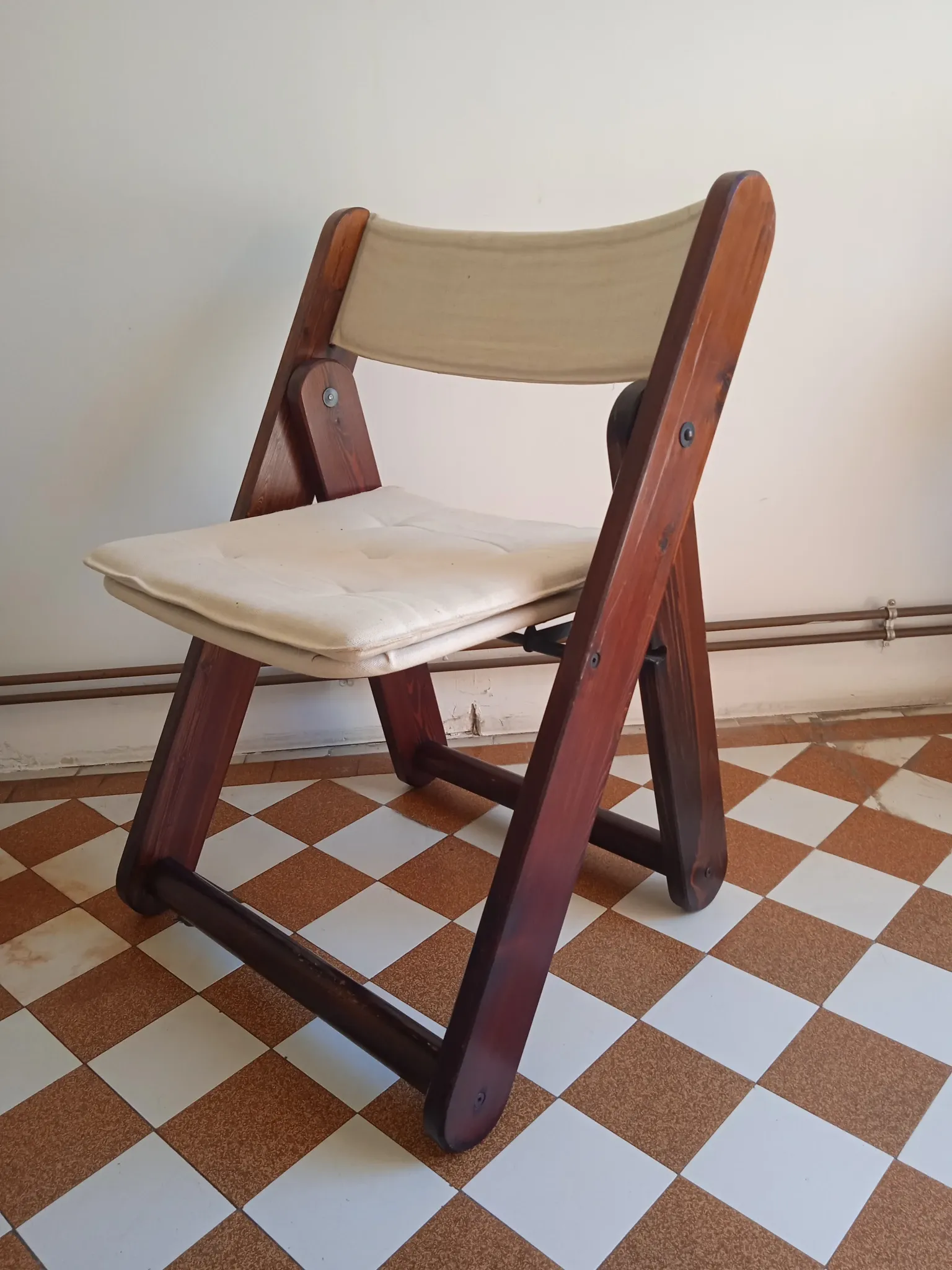 Kon-Tiki chairs