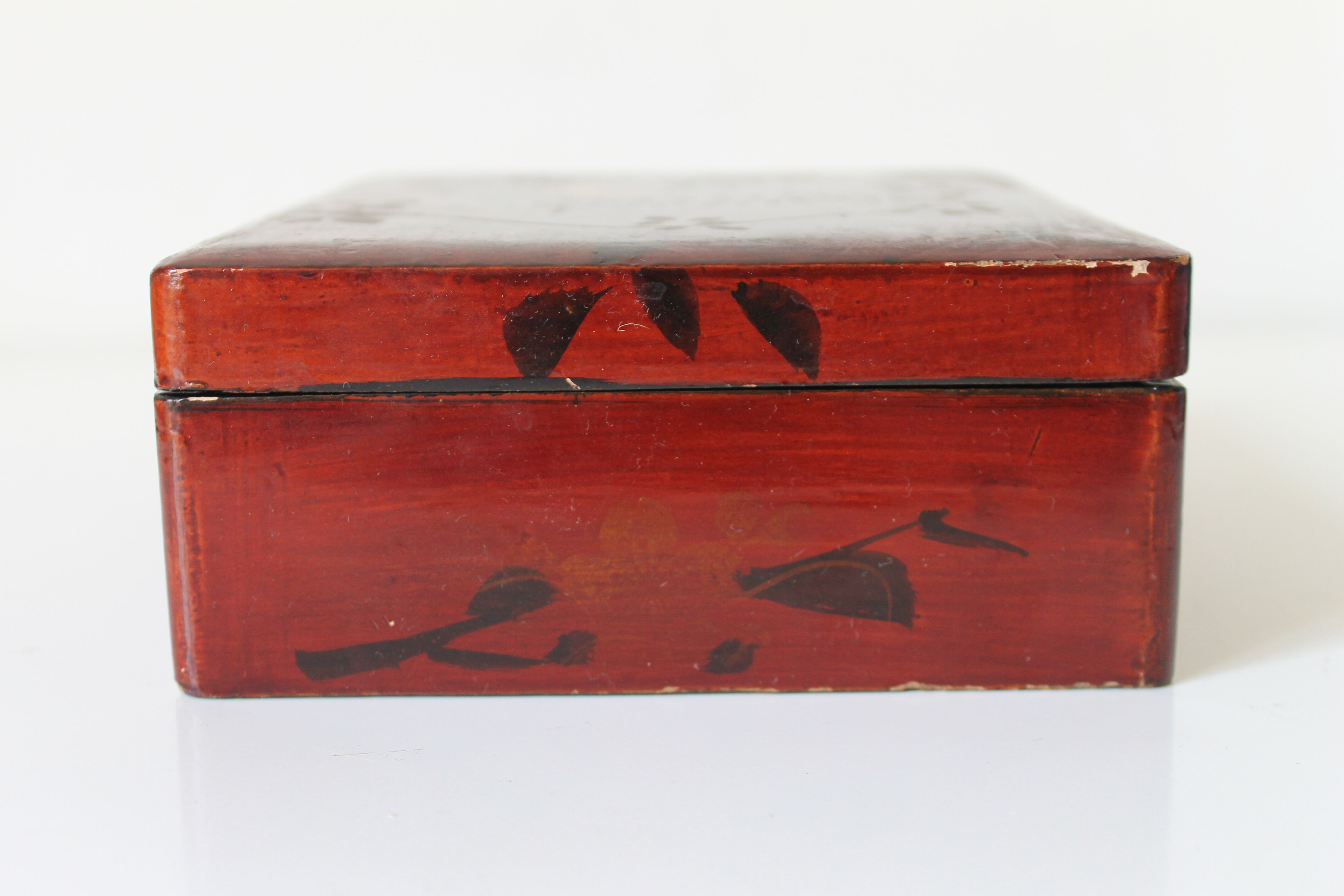 Japanese jewelry box Hiramaki lacquer