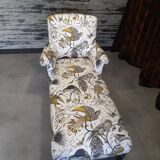 Napoleon III style daybed