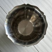 Champagne bucket in silver metal, gold handles, Guy Degrenne.