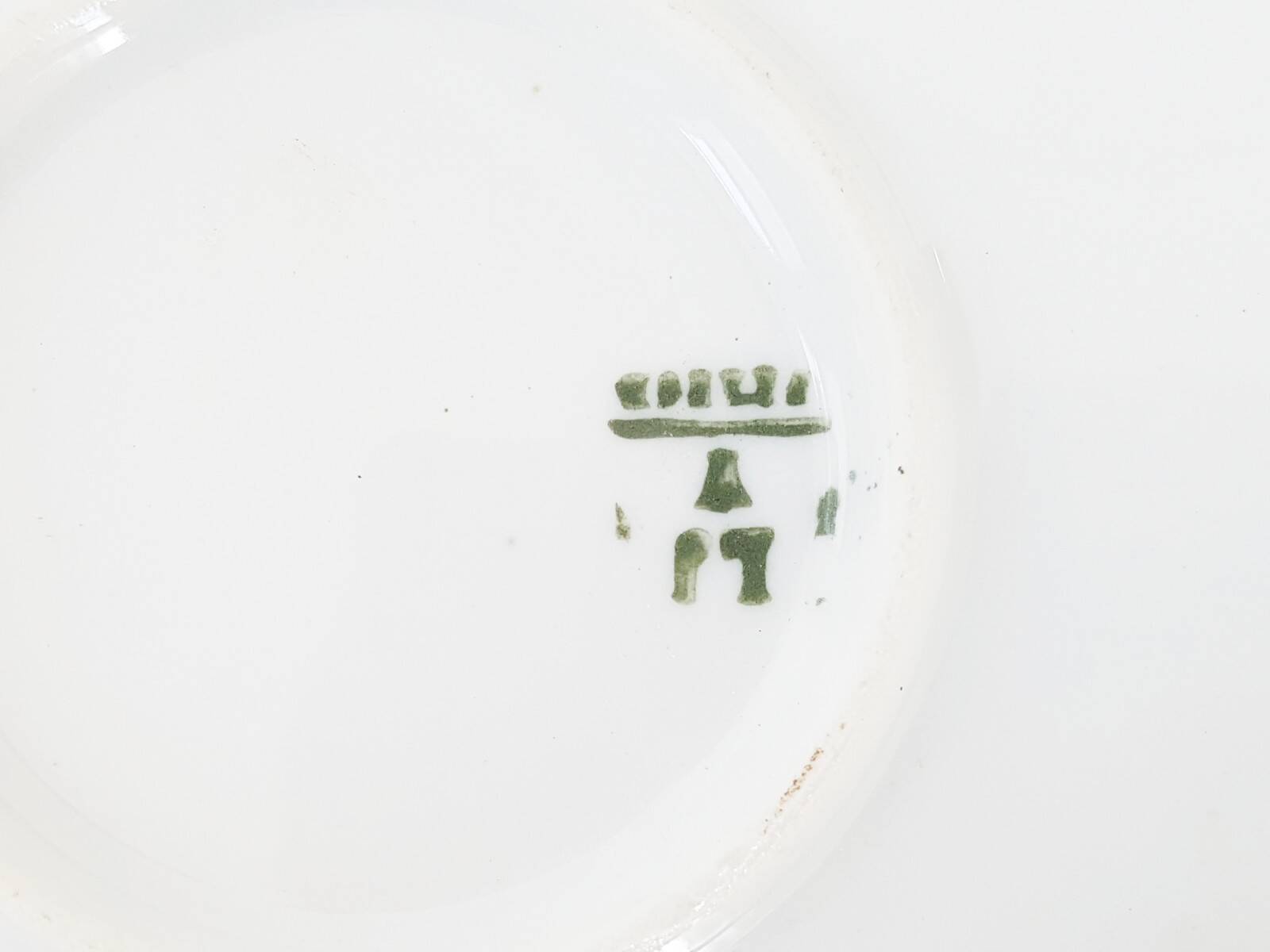 A yellow Art Deco ceramic tobacco service decorated with thistles from the 1920s to 1930s.