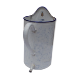 Enamelled tin fountain
