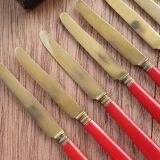 Dessert knives