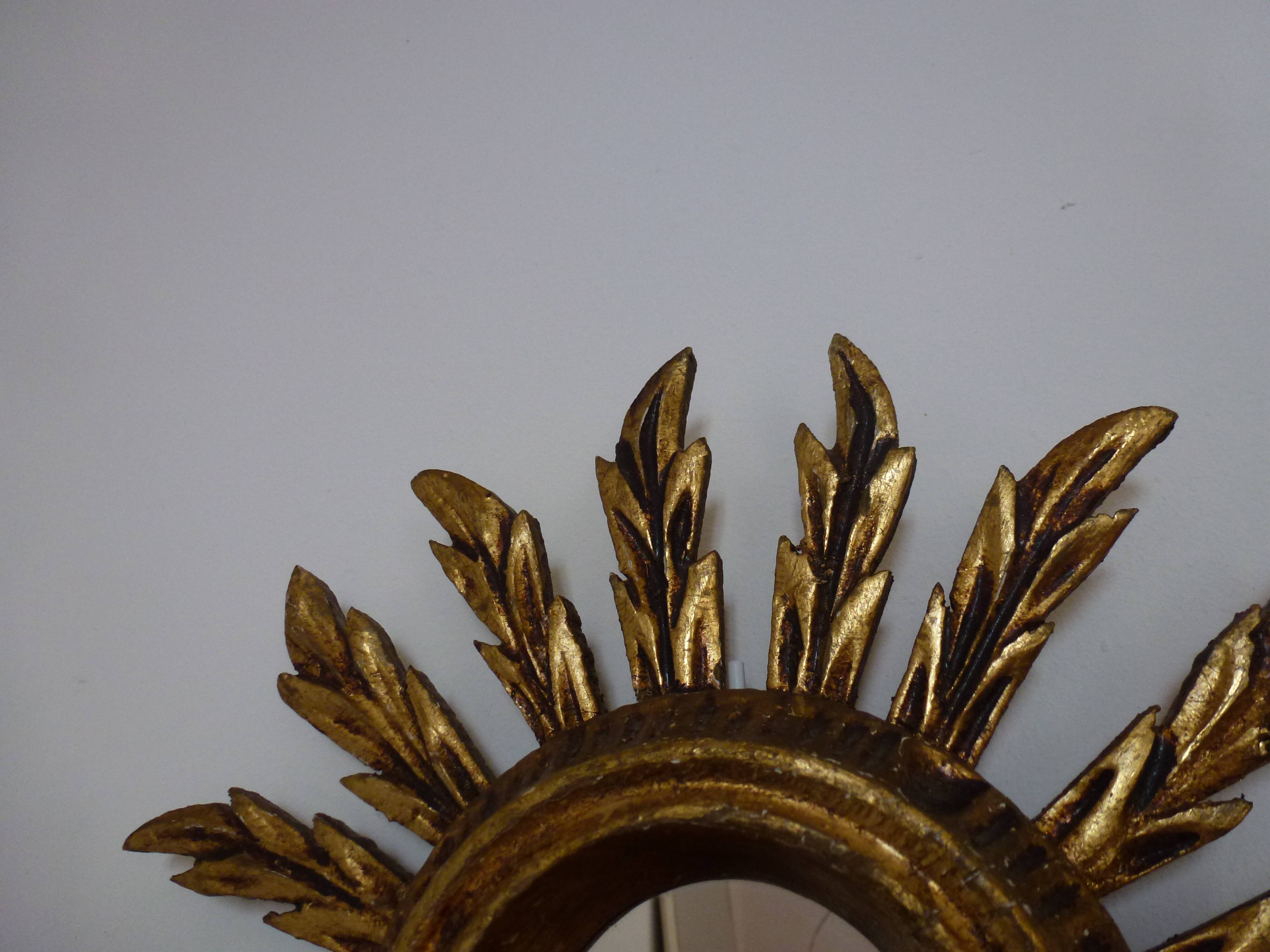 Mirror sun in gilded wood carved 60s, 28 cm