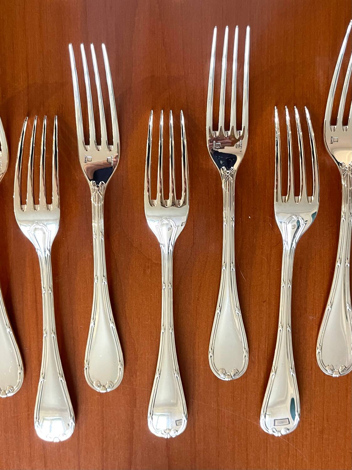 Christofle ribbons, 61-piece flatware set, excellent condition