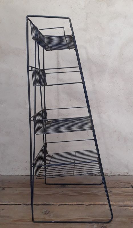 Display metal store shelves
