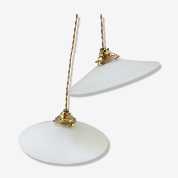 Pair of suspensions in white opaline