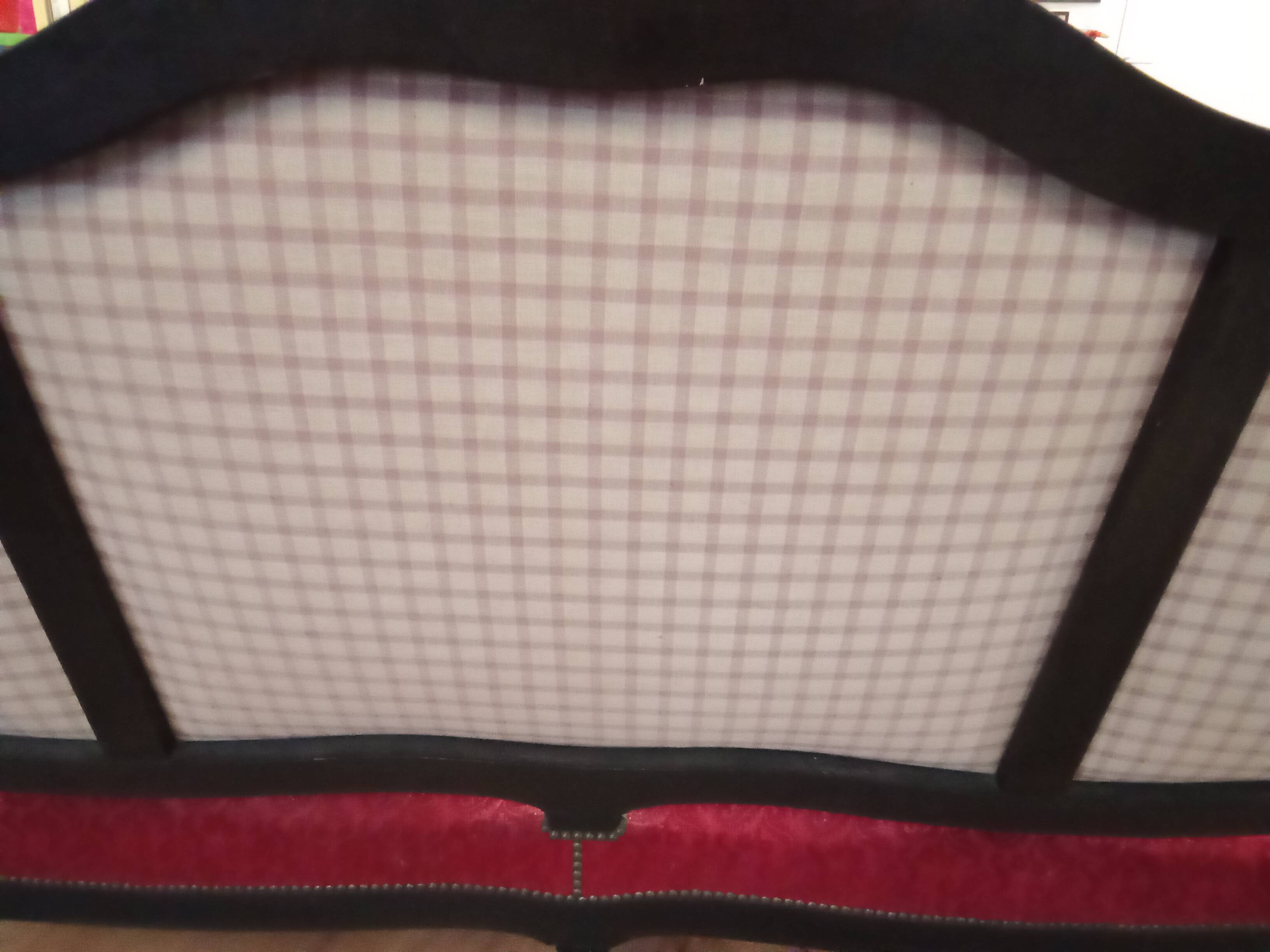 Antique Louis XV style red velvet settee