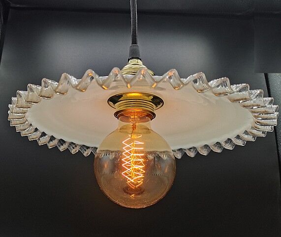 Complete opaline suspension