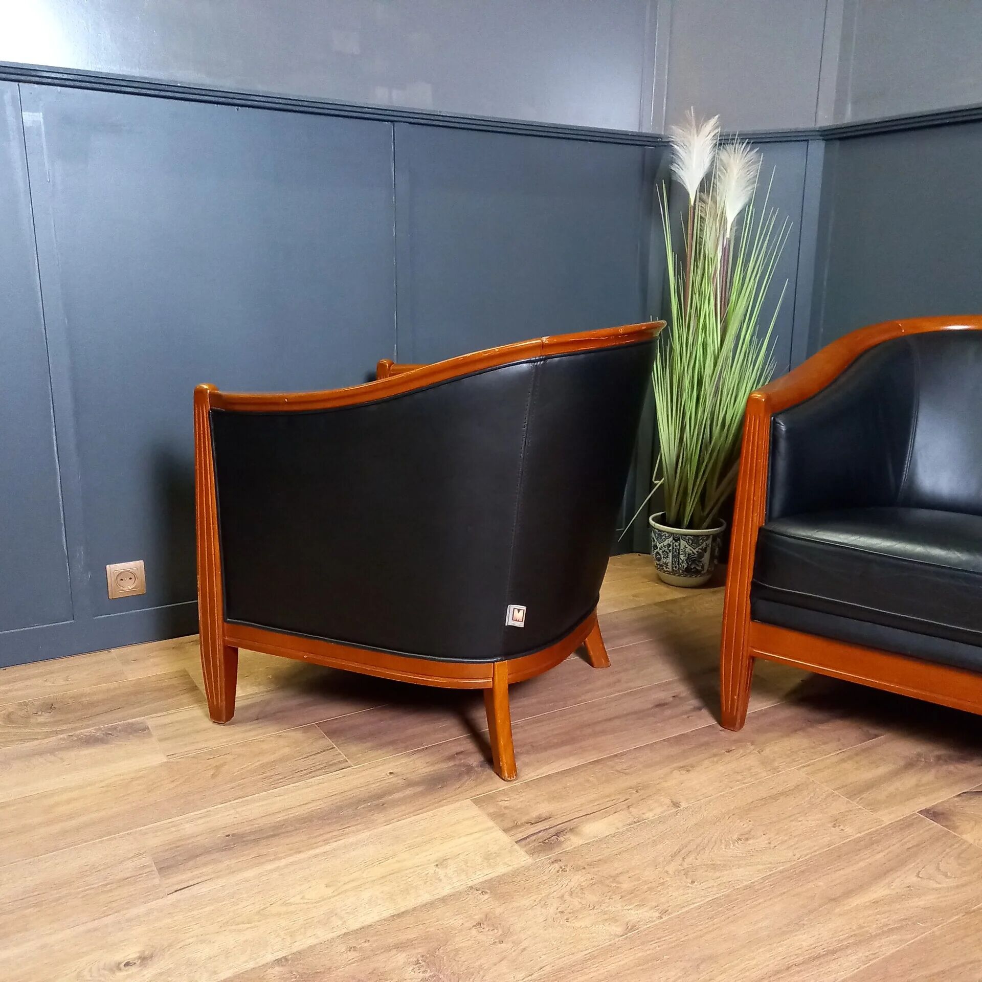 Dark blue club armchair (2x)